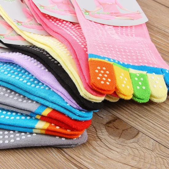 Xianghui Cotton Wholesale Grip Colorful Sport Toe Yoga Sock for Women