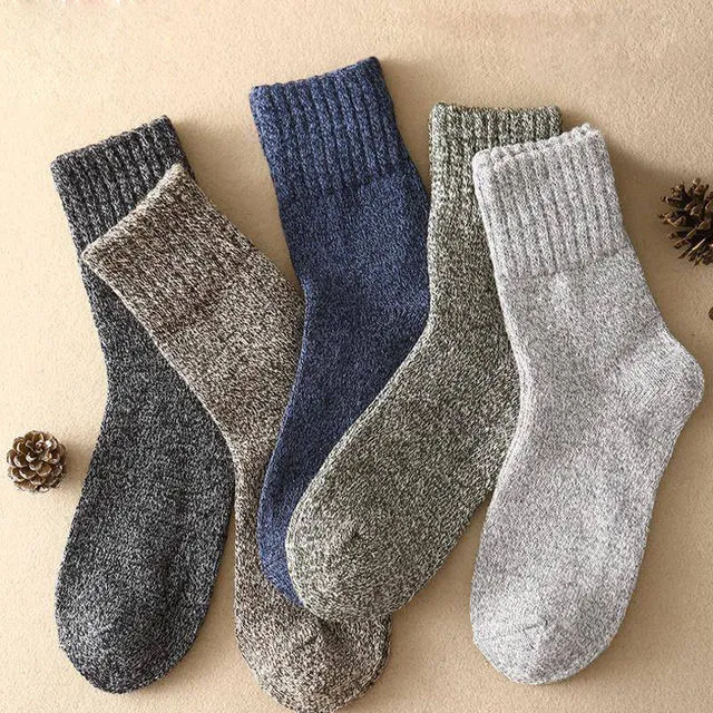 Xianghui Thick and Fleece Warm Hosiery Vintage Towel Stocking Socks for Men