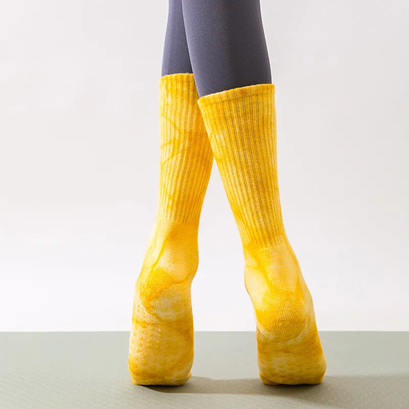 Xianghui Professional Non-Slip Tie Dye Indoor Yoga Crew Socks with Terry